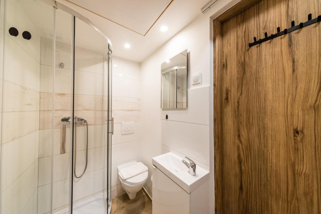 Micro Apartments 2,5 Qm - Najmniejsze Apartamenty Swiata 2,5 Mkw Krakow Dış mekan fotoğraf