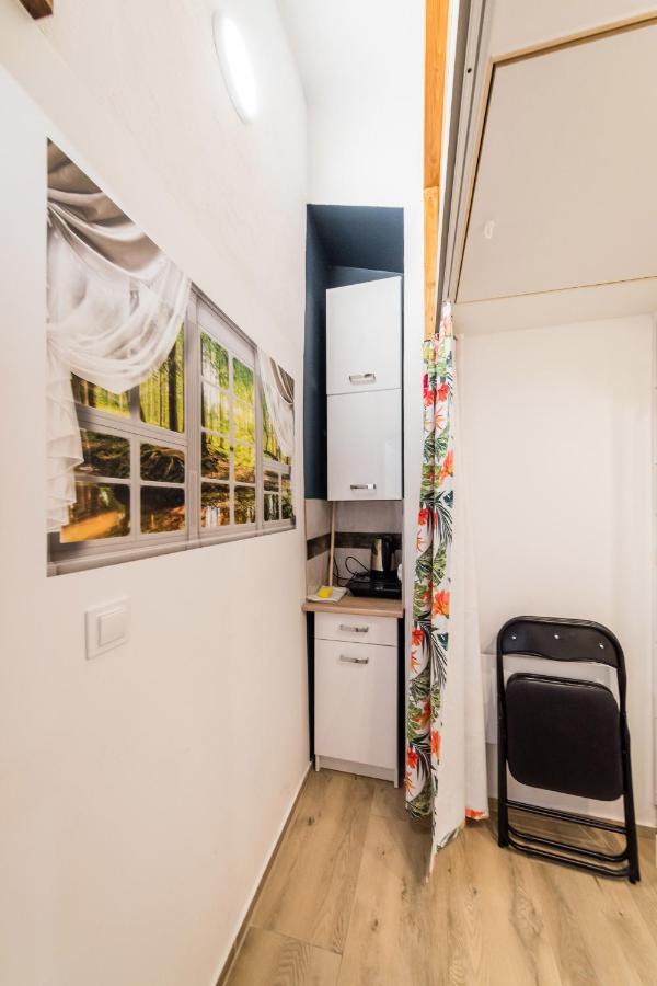 Micro Apartments 2,5 Qm - Najmniejsze Apartamenty Swiata 2,5 Mkw Krakow Dış mekan fotoğraf