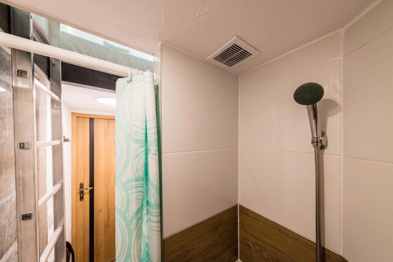 Micro Apartments 2,5 Qm - Najmniejsze Apartamenty Swiata 2,5 Mkw Krakow Dış mekan fotoğraf